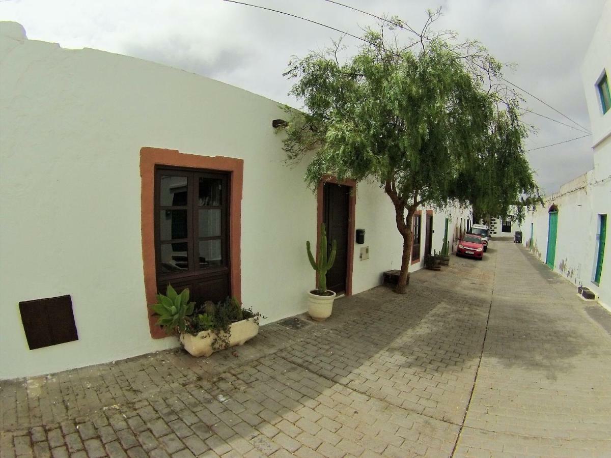 Luana Apartment Teguise  Bagian luar foto